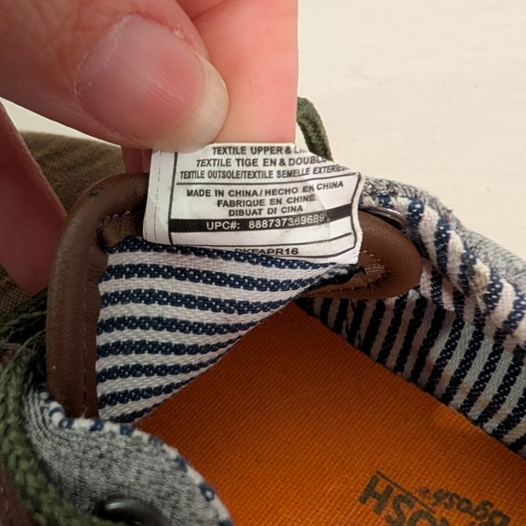 OshKosh B'Gosh Nico Toddler Boy Olive Green Lace Up Sneakers in Size 7 - Picture 10 of 10